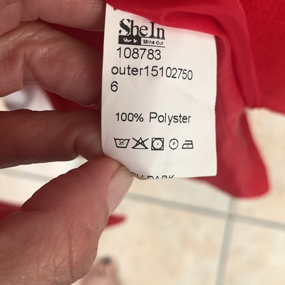 SHEIN Red Warm Coat - Picture 6 of 7